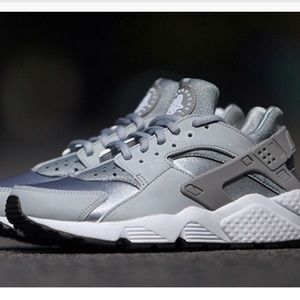 gray nike huarache